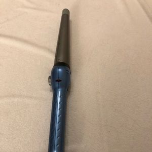 BaByliss Pro 1” styling wand light use